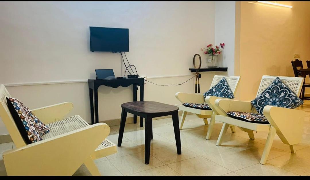 Goa Suites Holiday Home Калангут Экстерьер фото