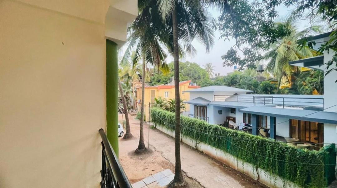 Goa Suites Holiday Home Калангут Экстерьер фото